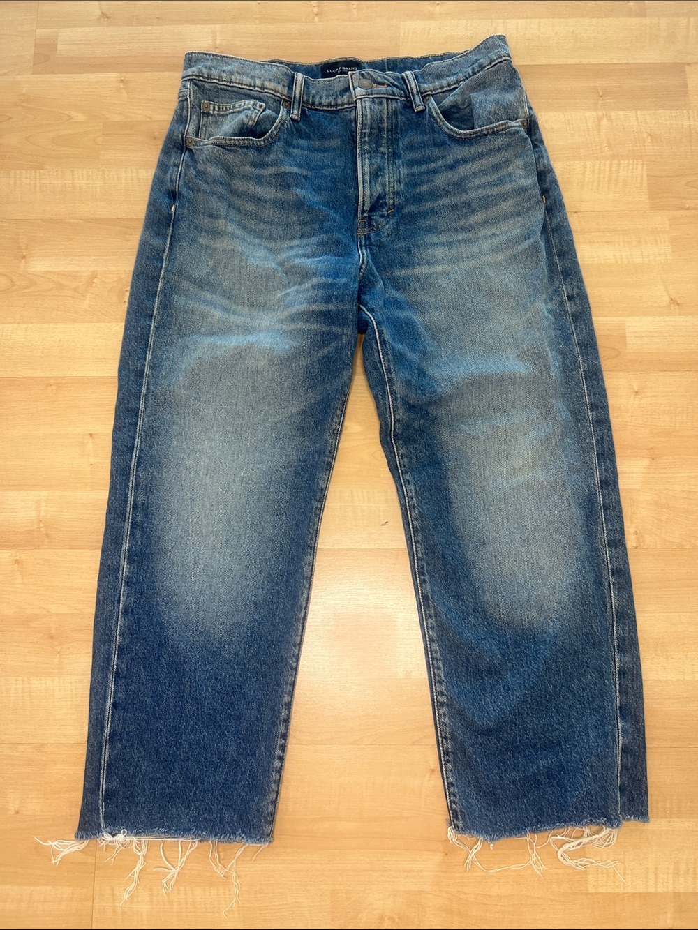 Lucky Brand Washed Blue Cropped Straight Jeans with Frayed Hem